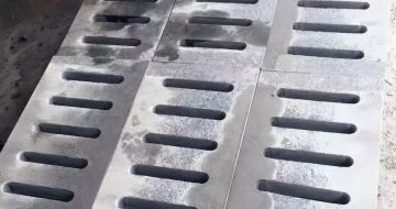 哈密 芝麻灰石材沟盖板