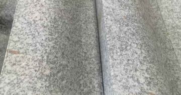 哈密芙蓉白S型拉丝面路沿石