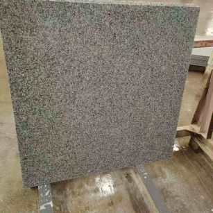 哈密 芝麻白光面900*900，高地铁标准