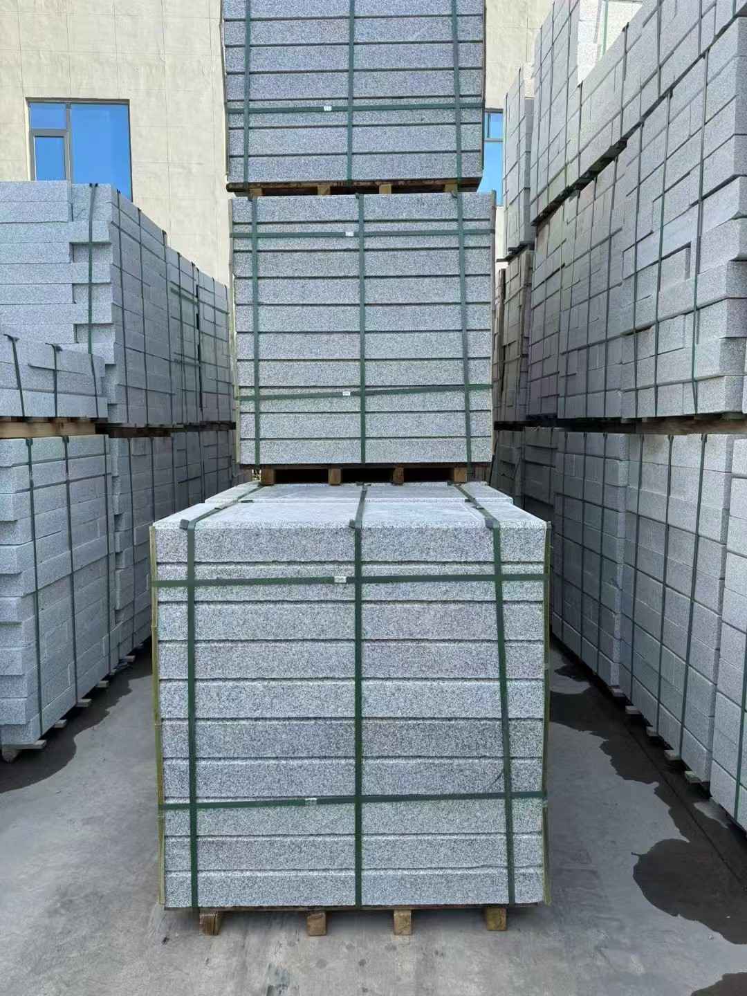 哈密 公园台阶石