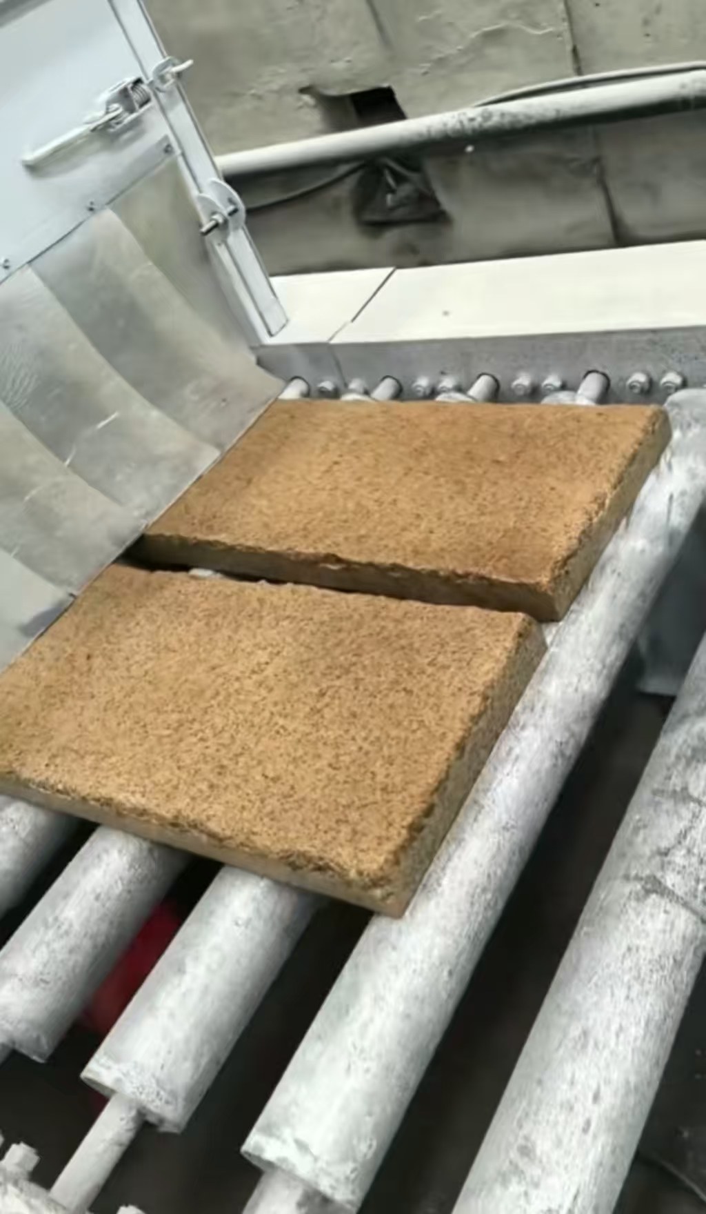 哈密 仿古石流水线生产，各种颜色可定制