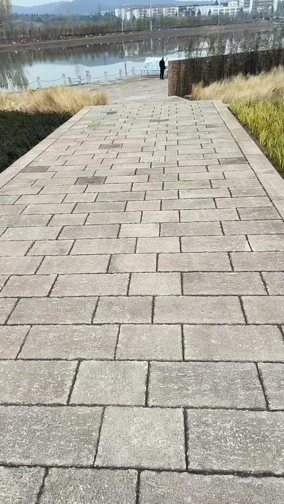 哈密仿古石铺装效果